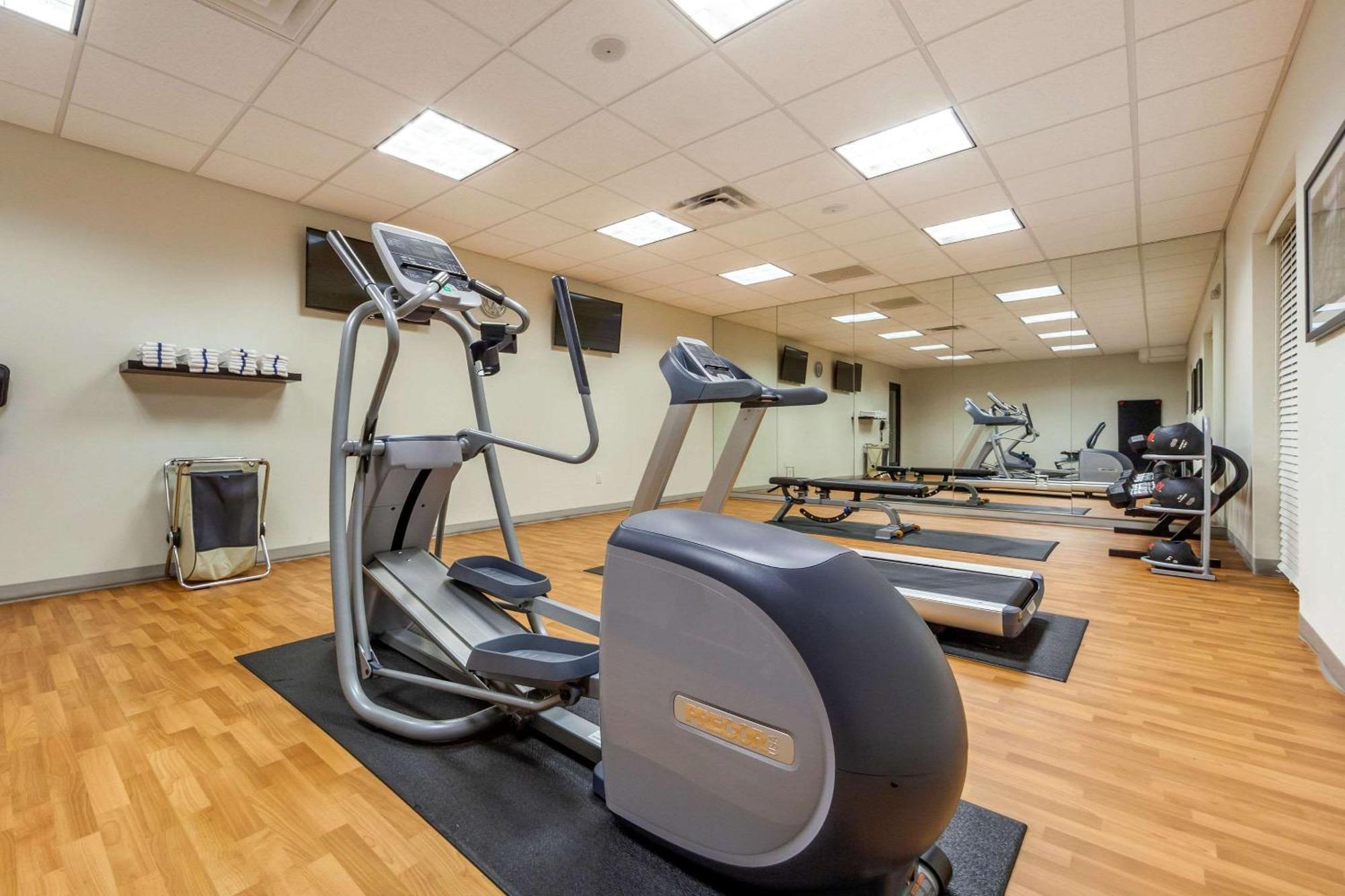 Sleep Inn & Suites Lincoln University Area Ngoại thất bức ảnh