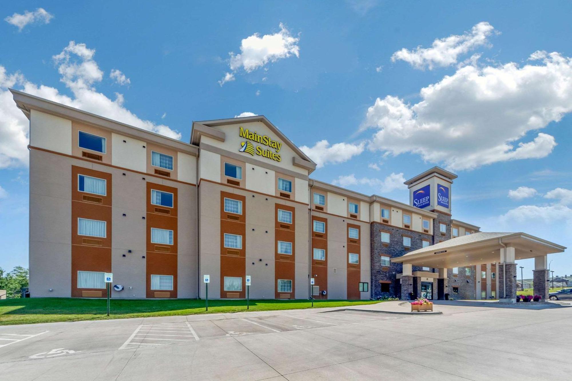 Sleep Inn & Suites Lincoln University Area Ngoại thất bức ảnh